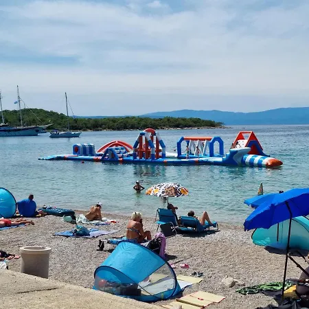 アパート Sol Dolcevita ニヴィーチェ